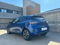 Usado Renault Clio V Techno 90 CV (66 kW) 2025 Azul Berlina