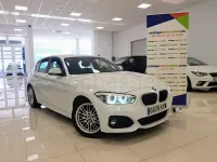 Usado BMW 118 Comfort Edition 136 CV (100 kW) 2019 Blanco Berlina