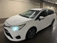 Usado Toyota Avensis Advance 143 CV (105 kW) 2016 Blanco Familiar