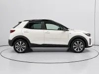 Usado Kia Stonic 100 CV (73 kW) 2023 Negro SUV