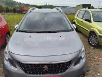 Usado Peugeot 2008 Style 100 CV (73 kW) 2017 Blanco SUV