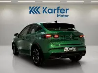 Usado Renault Clio V Evolution 160 CV (117 kW) 2026 Verde Berlina