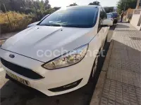 Usado Ford Focus 120 CV (88 kW) 2016 Blanco Berlina
