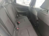 Usado Toyota Yaris Hybrid Active 116 CV (85 kW) 2022 Blanco Utilitario