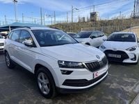 Usado Skoda Karoq Ambition 150 CV (110 kW) 2021 Blanco SUV