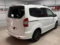 Usado Ford Tourneo Courier Ambiente 100 CV (73 kW) 2019 Blanco Monovolumen