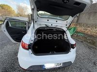 Usado Renault Clio IV Life 75 CV (55 kW) 2016 Blanco Berlina