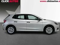 Usado Skoda Fabia Essence 95 CV (69 kW) 2025 Plata Utilitario
