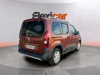 Usado Peugeot Rifter Allure 100 CV (73 kW) 2019 Naranja Monovolumen