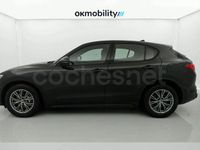 Usado Alfa Romeo Stelvio Super 160 CV (117 kW) 2022 Negro SUV