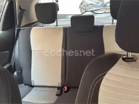 Usado Toyota Yaris Hybrid Active 100 CV (73 kW) 2018 Gris / plata Berlina
