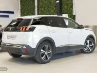 Usado Peugeot 3008 Allure 131 CV (96 kW) 2018 Blanco SUV