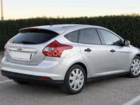 Używany Ford Focus Trend 95 KM (69 kW) 2011 Szary Sedan/Limuzyna