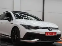 Usado VW Golf VIII GTI 300 CV (220 kW) 2023 Blanco Utilitario