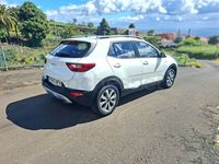 Usado Kia Stonic 84 CV (61 kW) 2023 Blanco SUV