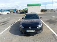 Usado VW Jetta Advance 105 CV (77 kW) 2014 Negro Berlina