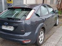 Brugt Ford Focus Trend 109 HK (80 kW) 2009 Grå Hatchback