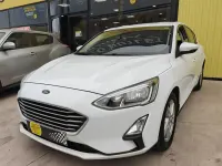 Usado Ford Focus Trend+ 120 CV (88 kW) 2019 Blanco Berlina