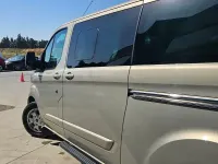 Usado Ford Tourneo Limited 125 CV (91 kW) 2013 Beige Monovolumen