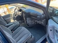 Usado Chrysler Voyager 150 CV (110 kW) 2004 Azul Monovolumen