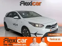Usado Kia Ceed 101 CV (74 kW) 2024 Blanco Utilitario