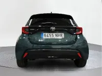 Usado Toyota Yaris Hybrid Style 116 CV (85 kW) 2025 Verde Berlina