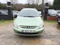 Usado Peugeot 307 110 CV (80 kW) 2005 Verde Familiar