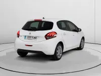 Usado Peugeot 208 Active 83 CV (61 kW) 2019 Blanco Utilitario