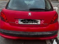 Usado Peugeot 207 70 CV (51 kW) 2007 Rojo Berlina