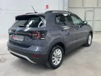 Usado VW T-Cross Advance 95 CV (69 kW) 2022 Gris / plata SUV