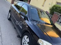 Usado Opel Astra Edition 125 CV (91 kW) 2002 Negro Berlina