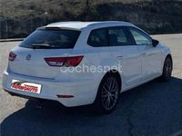 Usado Seat Leon Style Plus 115 CV (84 kW) 2017 Blanco Familiar