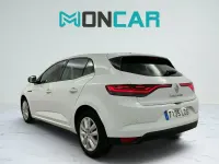 Usado Renault Mégane II Intens 115 CV (84 kW) 2022 Blanco Berlina