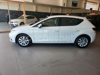 Usado Seat Leon Reference 115 CV (84 kW) 2017 Blanco Berlina