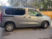Usado Toyota Proace Active 131 CV (96 kW) 2022 Gris Monovolumen