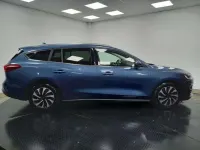 Usado Ford Focus 126 CV (92 kW) 2023 Azul Familiar