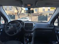 Usado Peugeot 208 Active 82 CV (60 kW) 2014 Blanco Utilitario