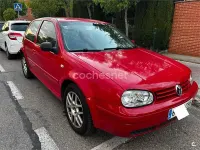 Usado VW Golf IV 110 CV (80 kW) 2003 Rojo Berlina