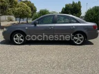 Usado Hyundai Sonata Comfort 140 CV (102 kW) 2007 Gris / plata Berlina