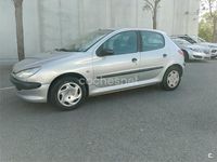 Usado Peugeot 206 70 CV (51 kW) 2003 Gris / plata Berlina
