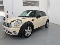 Usado Mini Cooper 122 CV (89 kW) 2010 Beige Utilitario