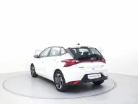 Usado Hyundai i20 100 CV (73 kW) 2021 Blanco Utilitario
