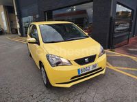 Usado Seat Mii Style 75 CV (55 kW) 2016 Amarillo Utilitario