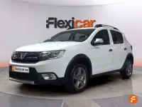 Usado Dacia Sandero Comfort 90 CV (66 kW) 2019 Blanco Utilitario