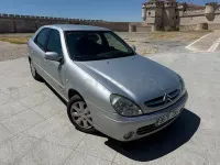 Usado Citroën Xsara Exclusive 90 CV (66 kW) 2003 Gris / plata Berlina