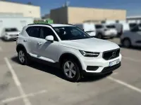 Usado Volvo XC40 Momentum 129 CV (94 kW) 2022 Blanco SUV