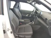 Usado Toyota Yaris Cross Active 116 CV (85 kW) 2022 Blanco SUV