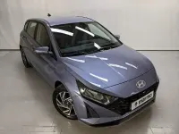 Usado Hyundai i20 100 CV (73 kW) 2025 Azul Utilitario