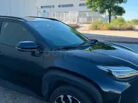 Usado Toyota Yaris Cross Active 116 CV (85 kW) 2024 Negro SUV