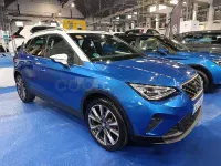 Usado Seat Arona FR 115 CV (84 kW) 2025 Azul SUV